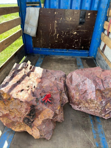 Ландшафтные глыбы красно-фиолетовые 200-1000 килограмм купить в Череповце