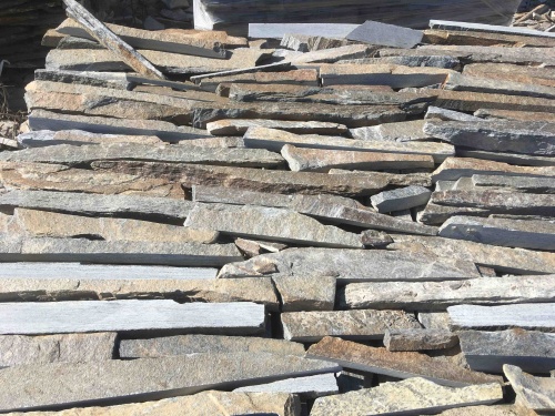 Горбушка златолит мультиколор для облицовки купить в Череповце