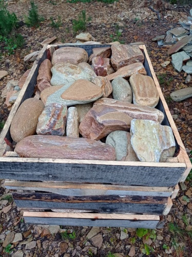 Златолит жёлтый, жёлто-зелёный глыбки и валуны для ланшафтного дизайна купить в Череповце