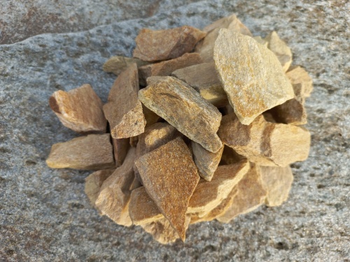 Златолит жёлтый декоративная каменная крошка купить в Череповце