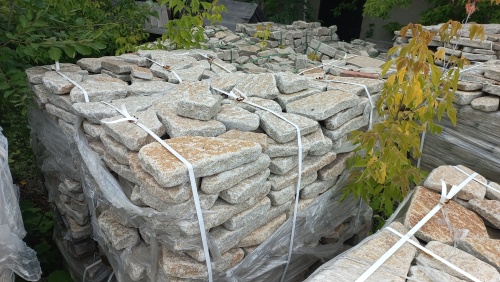 Гранитный плитняк галтованный для парковки купить в Череповце