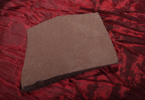 Плитняк лемезит бордовый для цоколя 1,5-2 см купить в Череповце